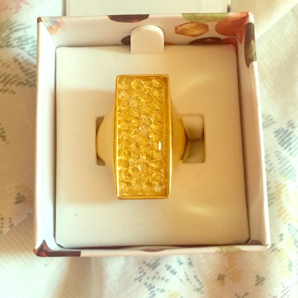 Swarovski Jewelry - Sale Swarovski crystal bling ring gold color